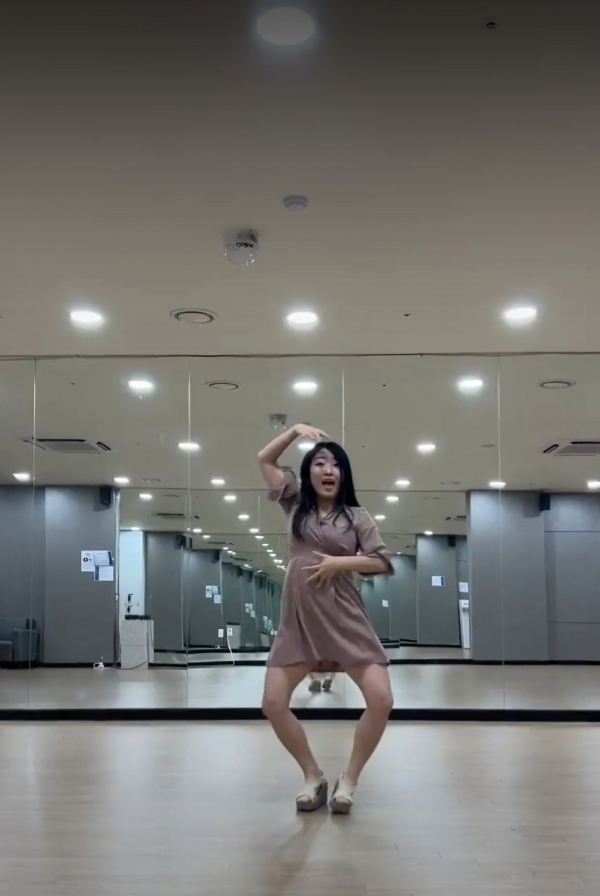 원숭이 포즈!